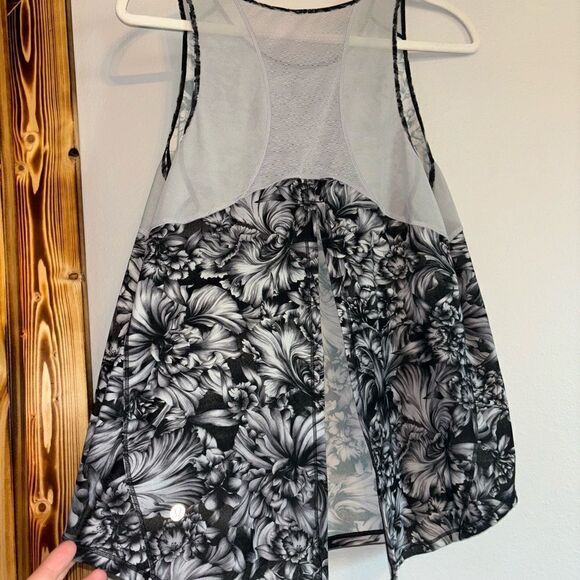 Lululemon Tank Top - Picture 4 of 4